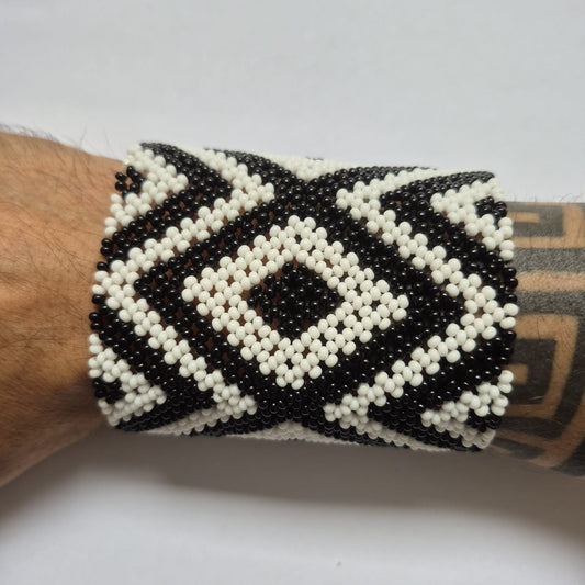 Pulseira de Miçanga fio Elástico Povo Kamayurá
