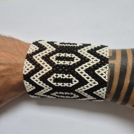 Pulseira de Miçanga fio Elástico Povo Kamayurá