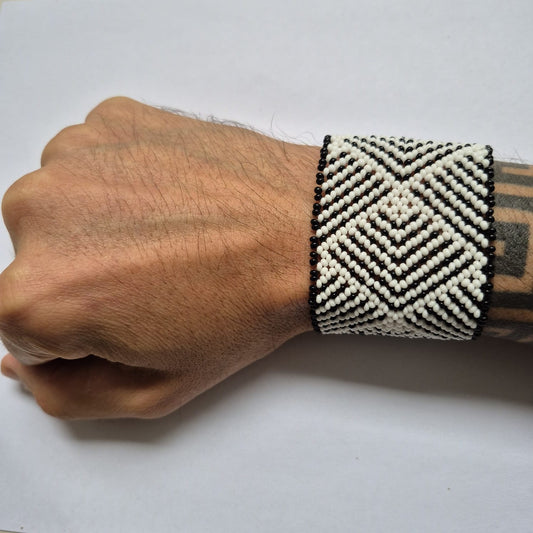 Pulseira de Miçanga fio Elástico Povo Waura