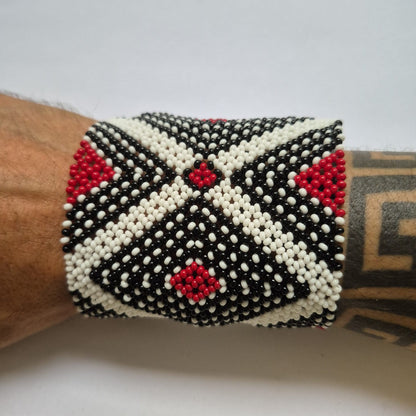 Pulseira de Miçanga fio Elástico Povo Kamayurá