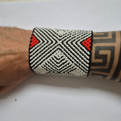 Pulseira de Miçanga fio Elástico Povo Kamayurá