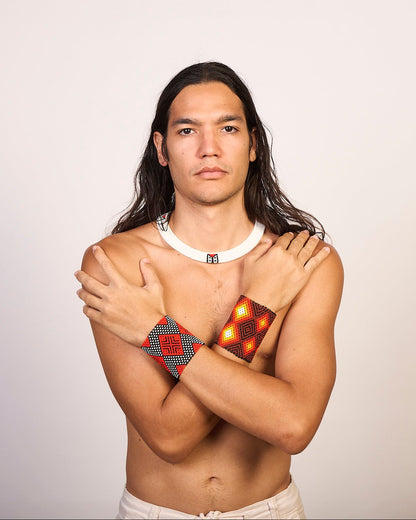 Pulseira de Miçanga Fio Elástico Povo Kamayurá