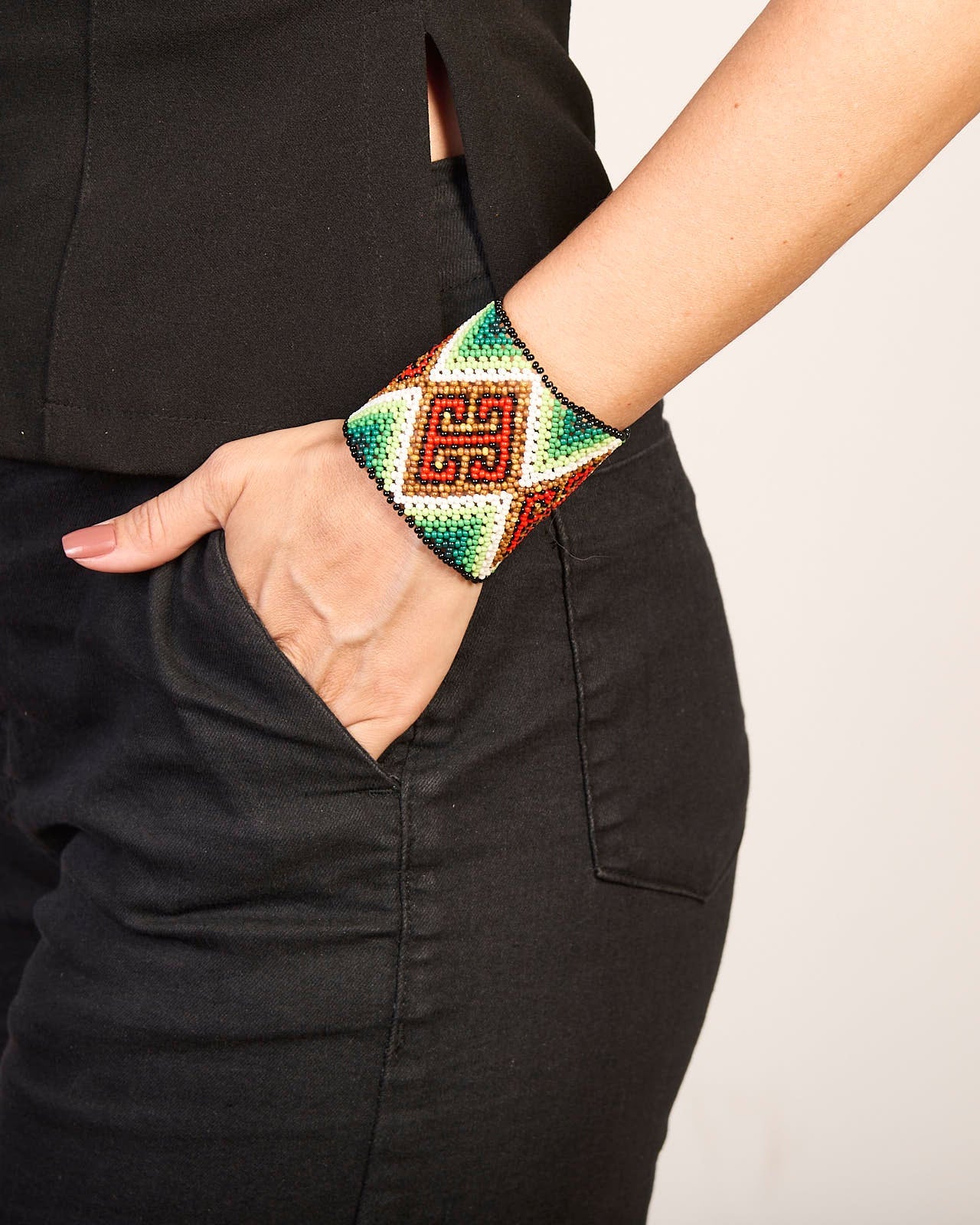 Pulseira de Miçanga fio Elástico Povo Kamayurá