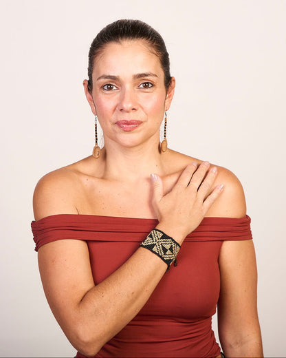 Pulseira de Sementes e Miçangas Ajustável Povo Guajajara