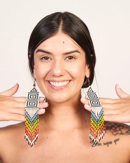 Brinco Artesanal de Miçanga Povo Tapirapé