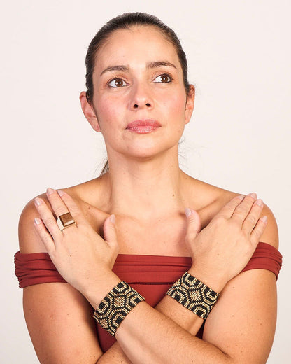 Pulseira de Sementes e Miçangas Ajustável Povo Guajajara