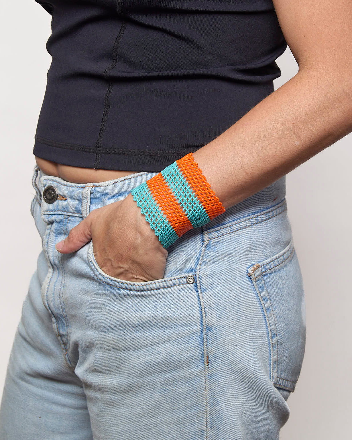 Pulseira Indígena Fio de Nylon e Miçanga Povo Kayapó