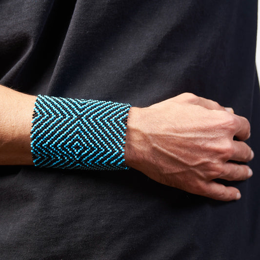 Pulseira Azul de Miçanga  Povo Kayapó 22cm