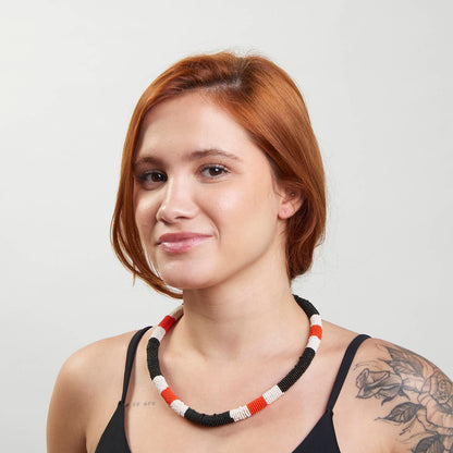 Colar de Miçanga Povo Kanela