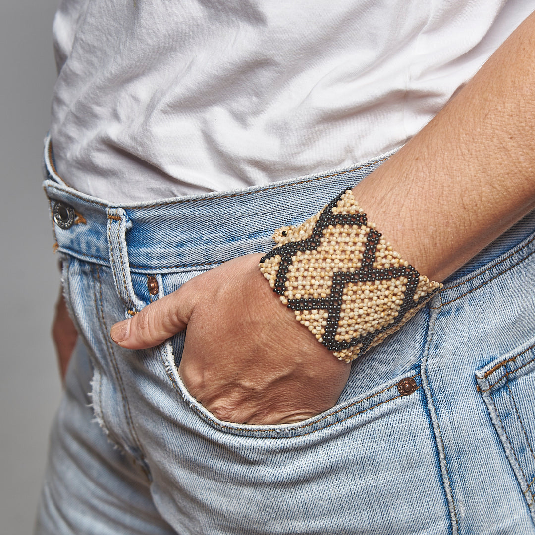 Pulseira de Sementes Povo Indígena Krahô