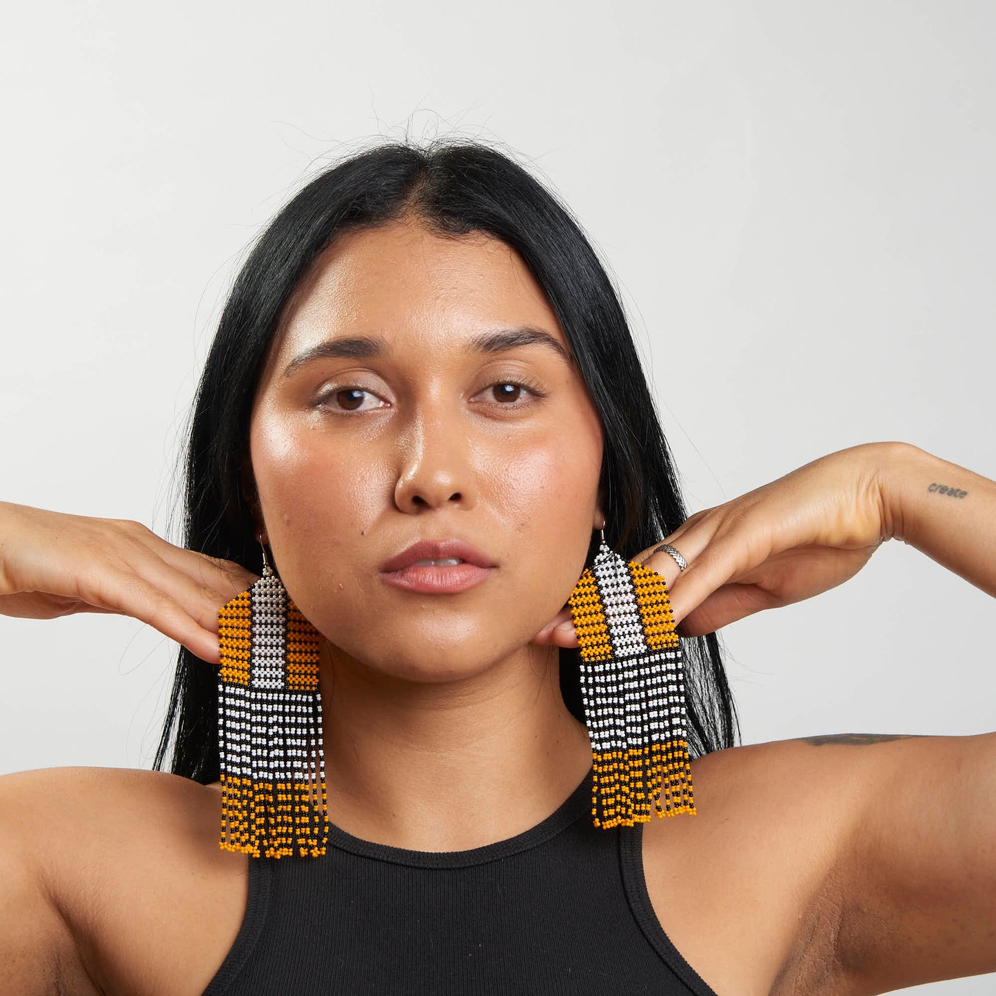 Brinco Artesanal de Miçanga Povo Kayapó