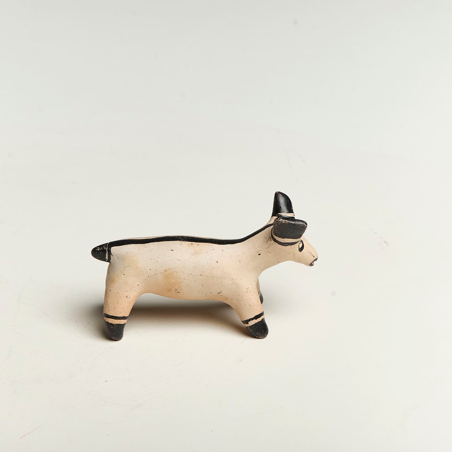 Bicho de cerâmica Povo Karajá