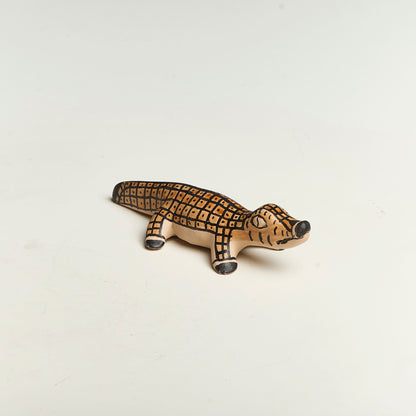 Bicho de cerâmica Povo Karajá