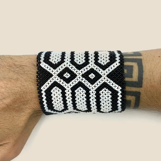 Pulseira Indígena Preto e Branco