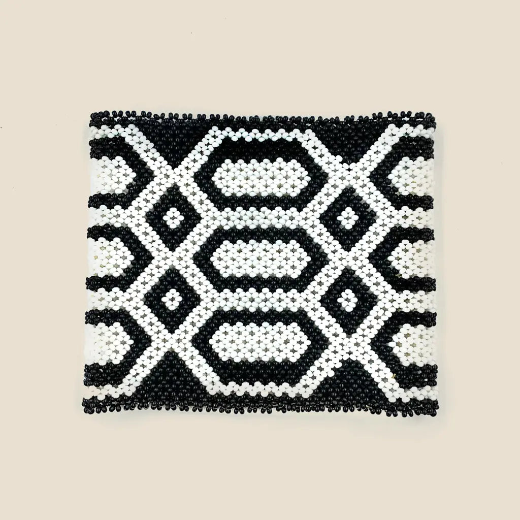 Pulseira Indígena Preto e Branco