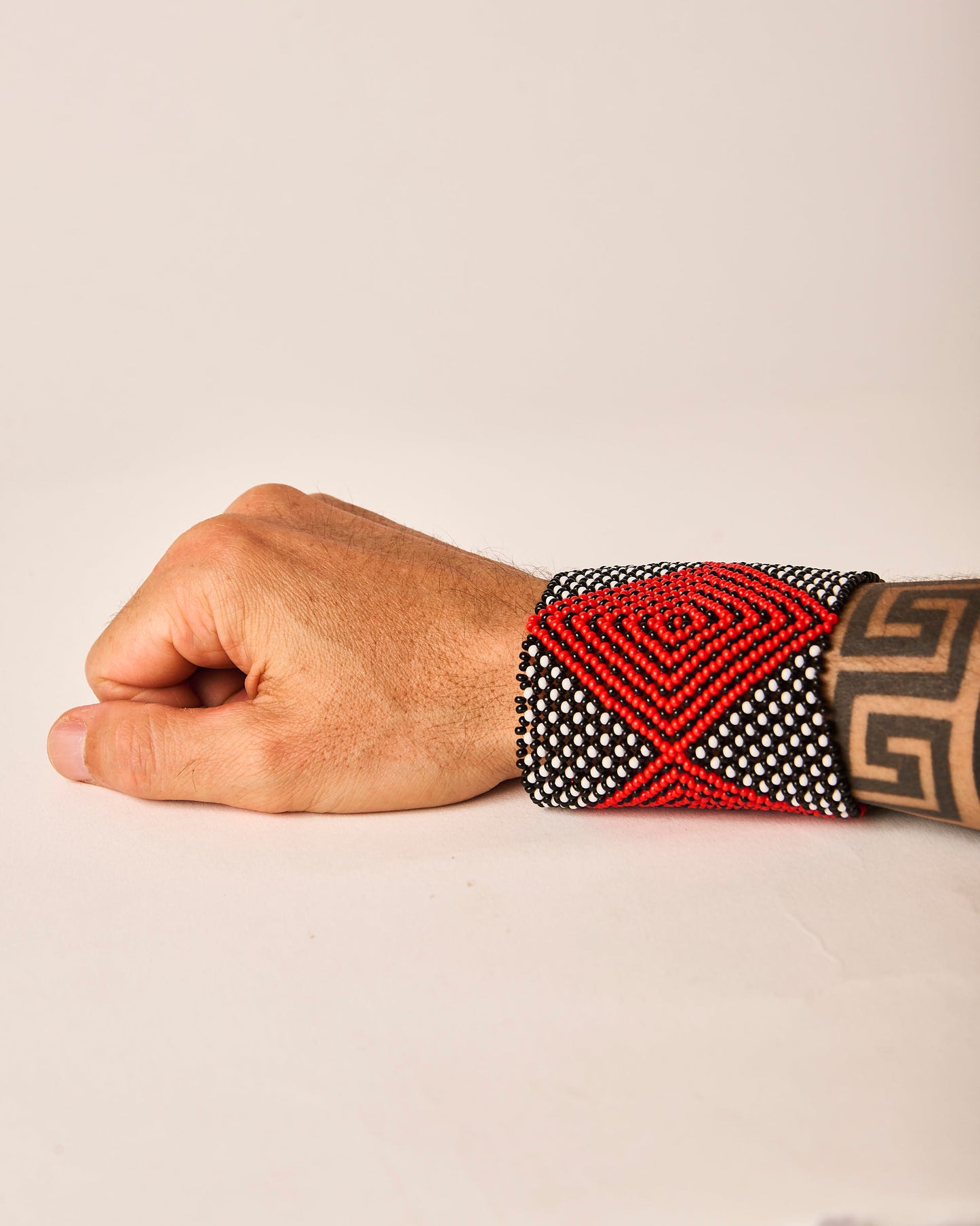 Pulseira de Miçanga fio Elástico Povo Kamayurá