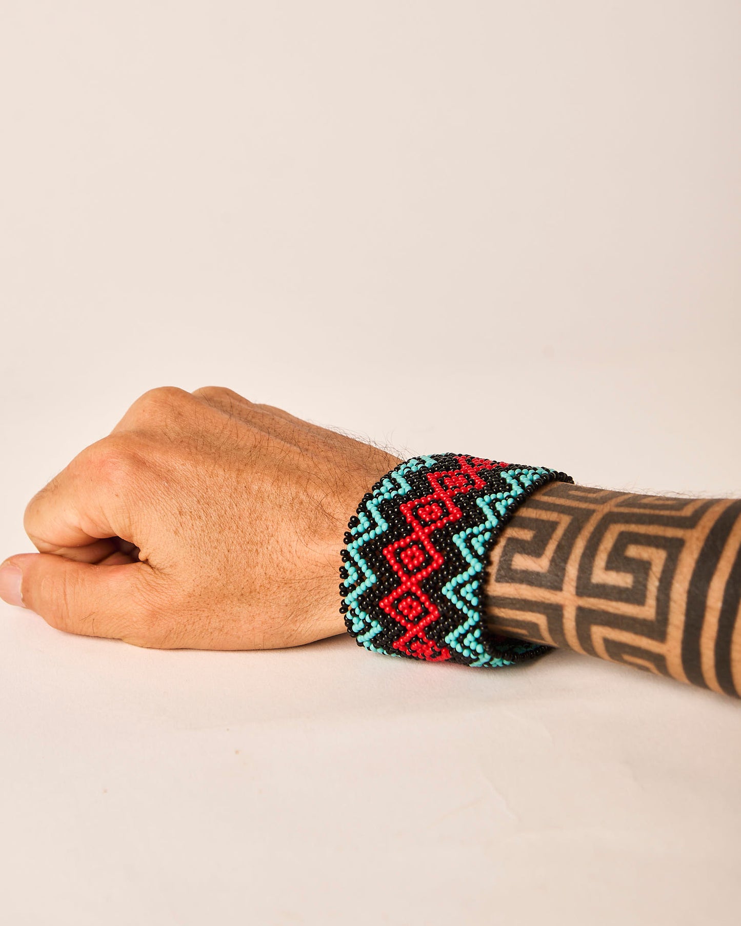 Pulseira de Miçanga fio Elástico Povo Kamayurá