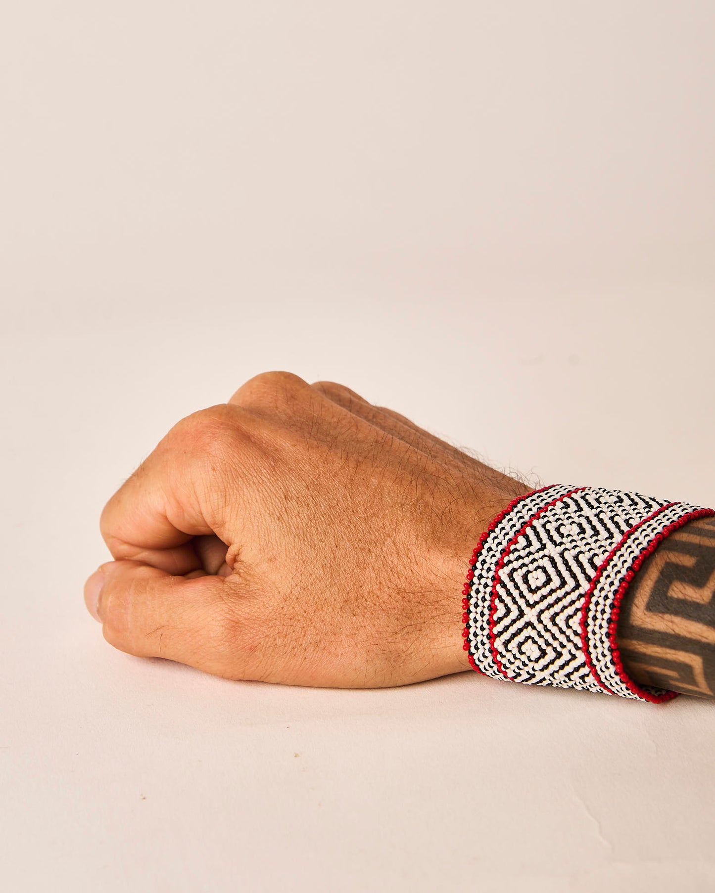 Pulseira de Miçanga fio Elástico Povo Waura