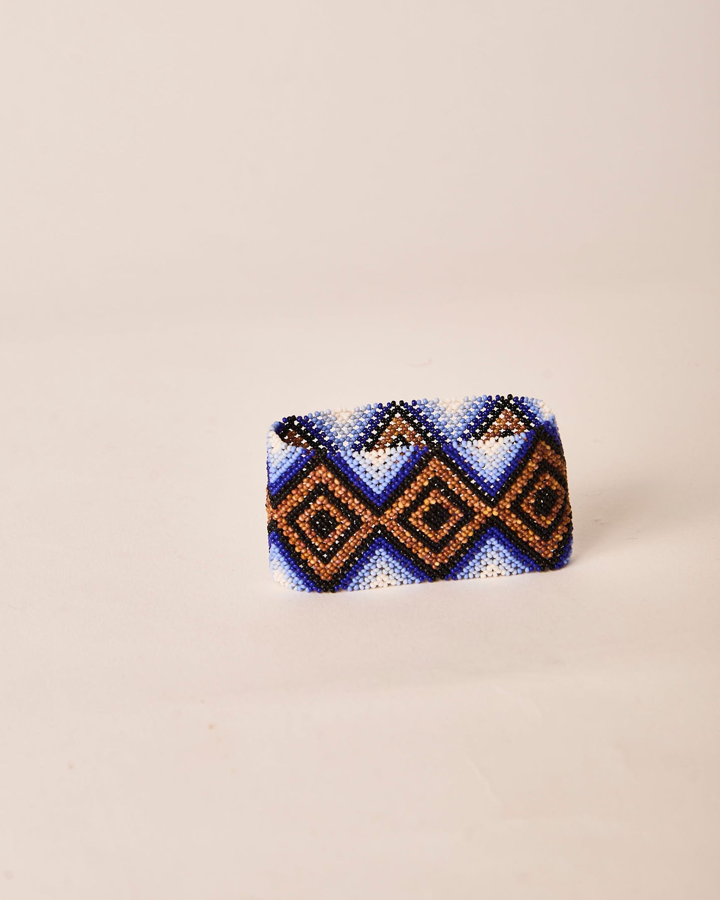 Pulseira de Miçanga fio Elástico Povo Waura
