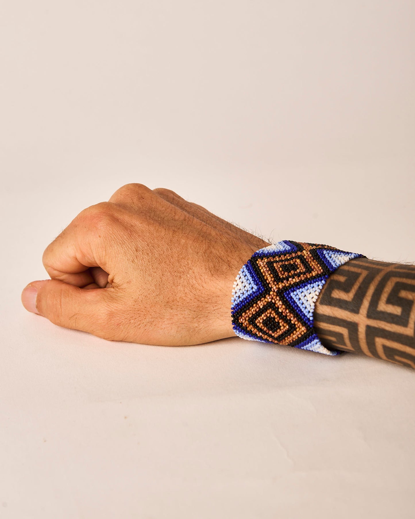 Pulseira de Miçanga fio Elástico Povo Waura