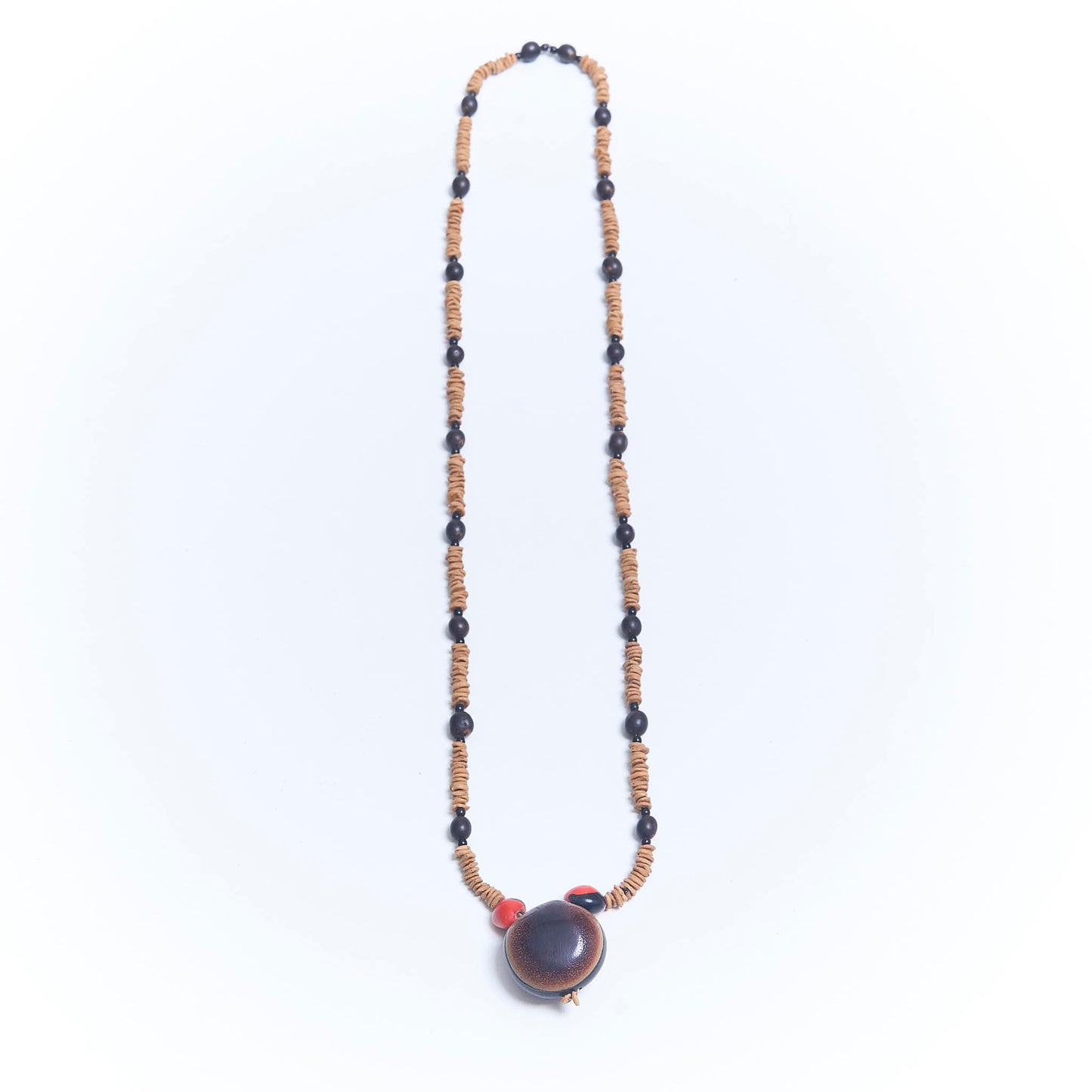 Colar Indígena de Sementes Povo Apiaká