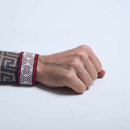 Pulseira de Miçanga Branca, Preta, Vermelha e Marrom Waura