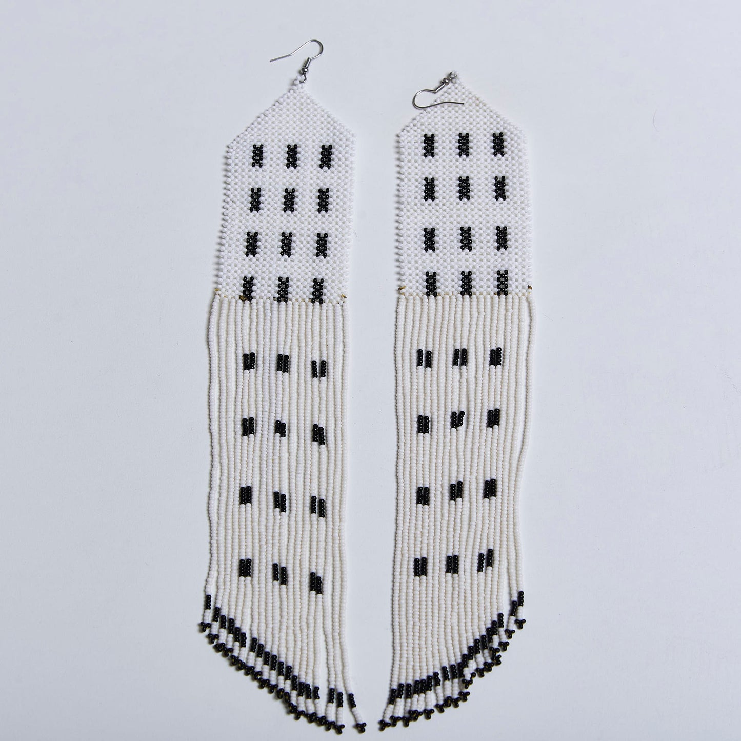 Brinco Longo Artesanal de Miçanga Povo Panará