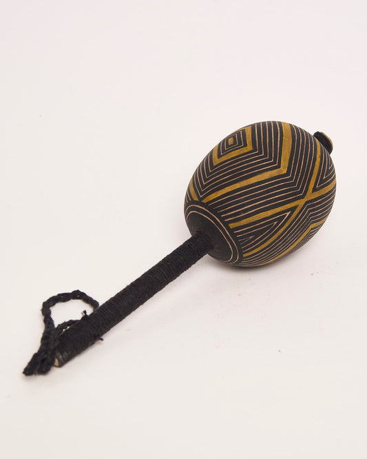 Maracá Bege e Preto Asurini