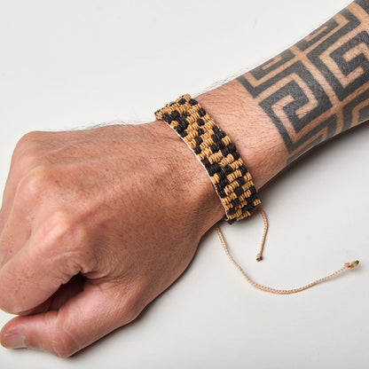 Pulseira Indígena de Sementes Tiriyó