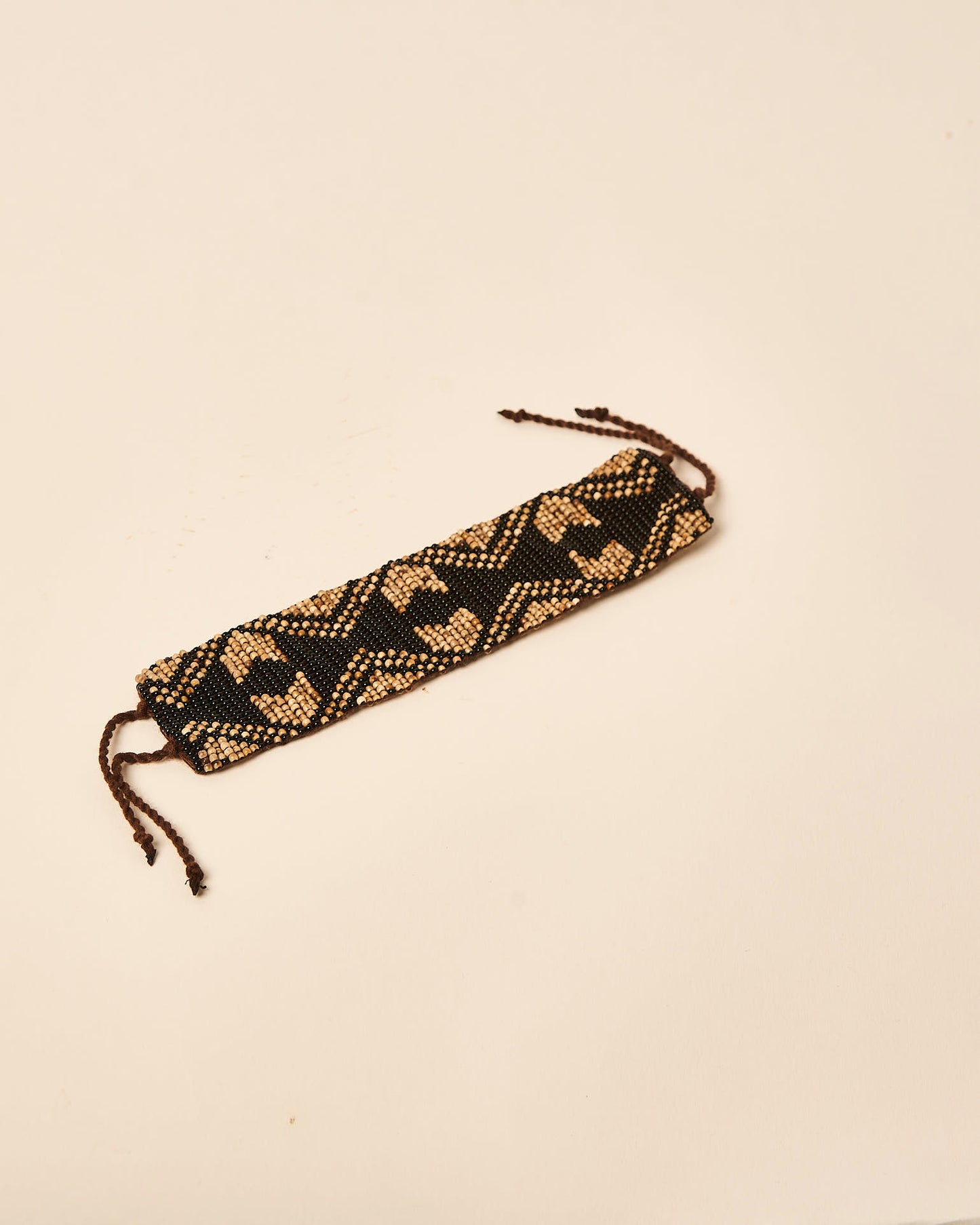 Pulseira de Sementes e Miçangas Ajustável Povo Guajajara