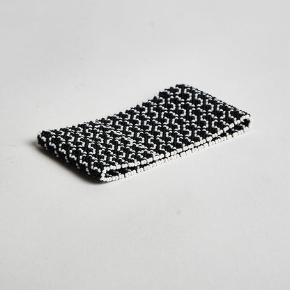 Pulseira de Miçanga Preto e Branca de Vidro Waura