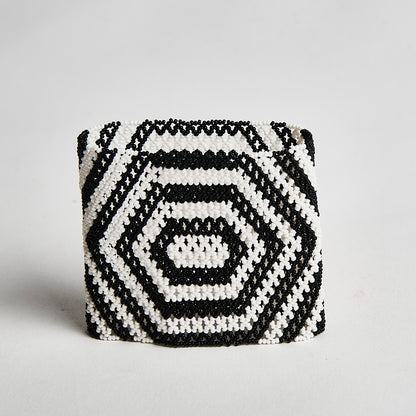 Pulseira de Miçanga Preta e Branca Kayapó