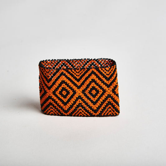 Pulseira de Miçanga Preta e Laranja Kayapó