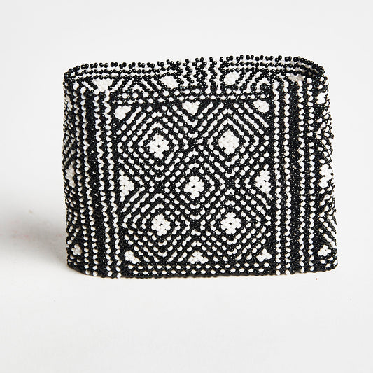 Pulseira de Miçanga Preta e Branca Kayapó
