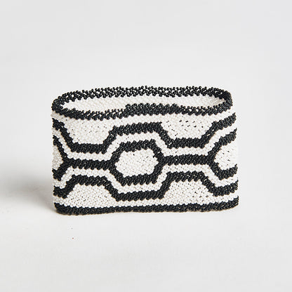 Pulseira de Miçanga Preta e Branca Kayapó