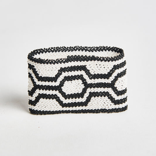 Pulseira de Miçanga Preta e Branca Kayapó