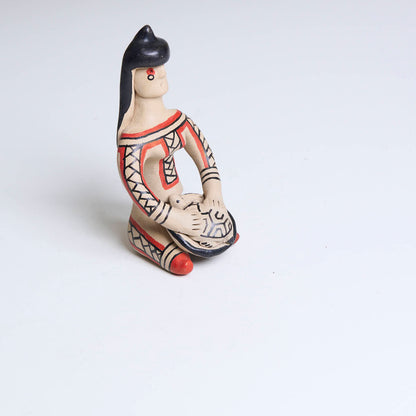 Boneca de cerâmica Ritxoko Povo Karajá